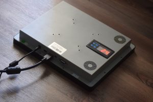 “open-frame-ipari-monitor-2”